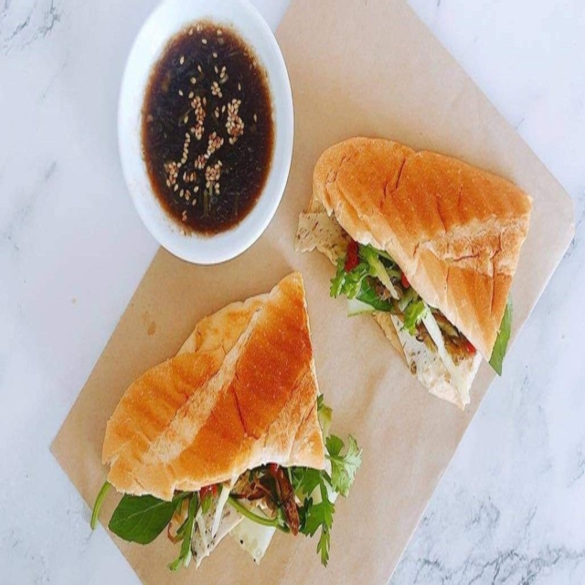 Hình ảnh Tiệm Chay Ngõ - Bánh Mì Chay & Mì Trộn Chay - Phan Văn Trường