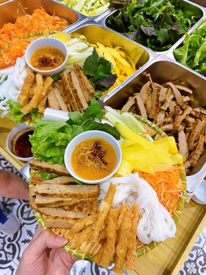 Hình ảnh Furong - Đặc Sản Nem Nướng Nha Trang - Phùng Khoang
