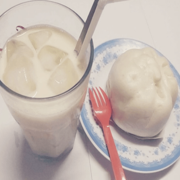 Hình ảnh Lan - Bánh Bao & Sữa Đậu Nành - Vọng Hà