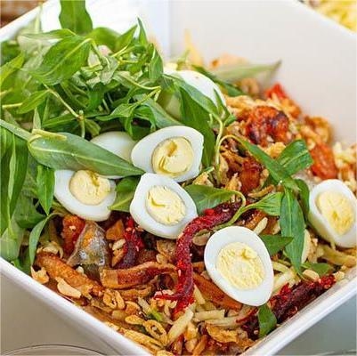 Hình ảnh Quán Ăn Vặt Cô Thanh - Trịnh Đình Trọng