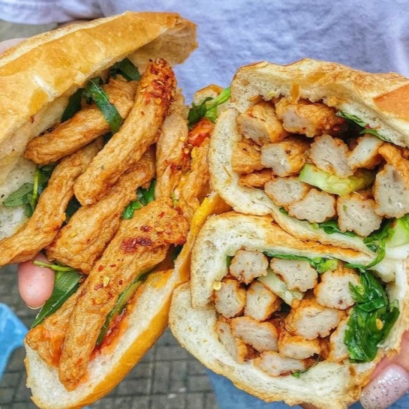 Hình ảnh Bánh Mì Chả Cá Cay Bé Út - Khu Đô Thị Xa La