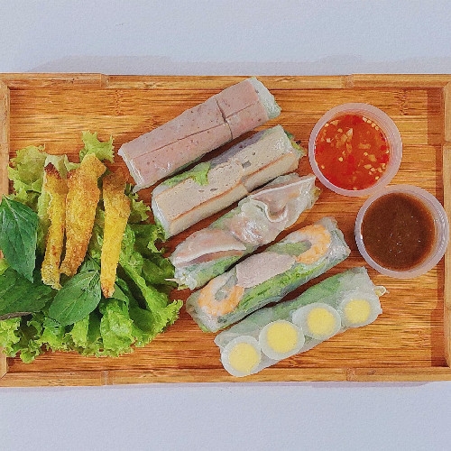 Hình ảnh Bếp Nhà Chuối - Gỏi Cuốn Ngũ Vị - Huỳnh Tấn Phát