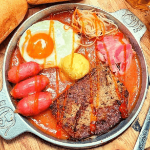 Hình ảnh Bếp Của Sữa - Bánh Mì Chảo & Mì Trộn Vị Bò Cay - Đại Từ