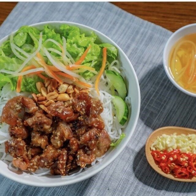 Hình ảnh Nem Nướng Nha Trang & Bún Thịt Nướng - Đình Thôn