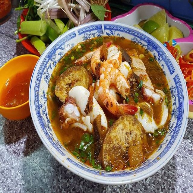 Hình ảnh Cô Bông - Bún Mắm - Chợ Tân Định