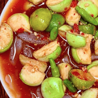 Hình ảnh Ăn Vặt Nhẫn - Cô Giang