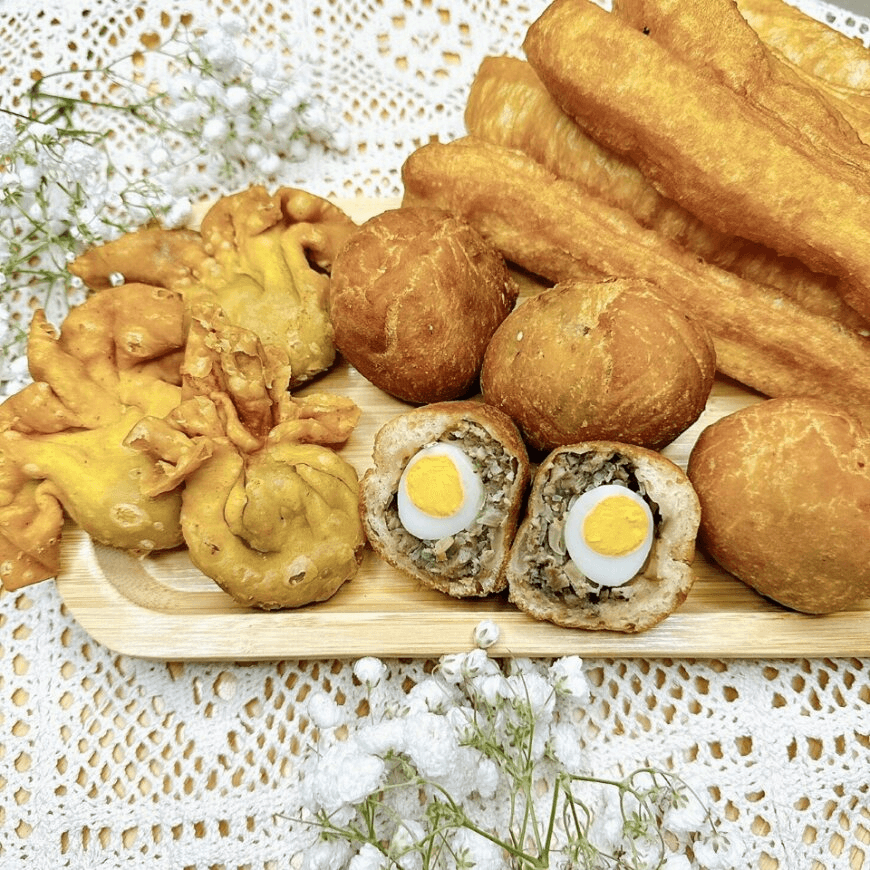 Hình ảnh Thúy Quẩy - Bánh Bao Chiên & Quẩy Đùi Gà - Yên Phụ