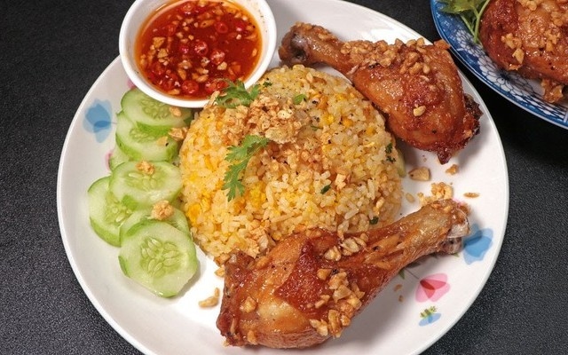 Hình ảnh Cơm Chiên Gà Xối Mỡ 156 - Bùi Điền 