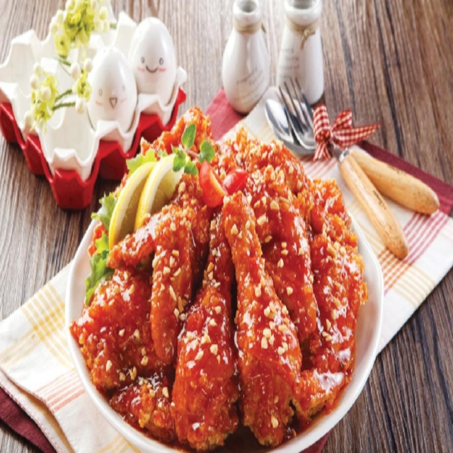 Hình ảnh Gold’s Chicken - Gà Rán, Cơm Gà & Mỳ Ý Hàn Quốc - Bách Khoa