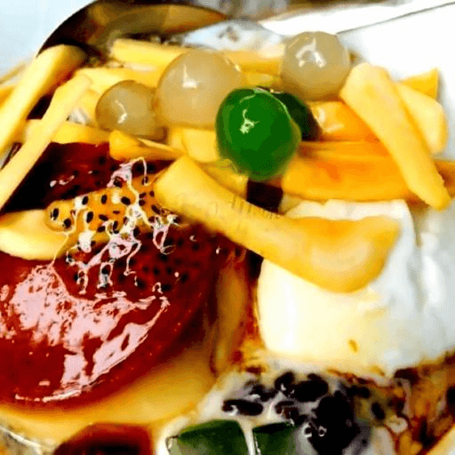 Hình ảnh Cô Nhung - Chè Sài Gòn - Lĩnh Nam