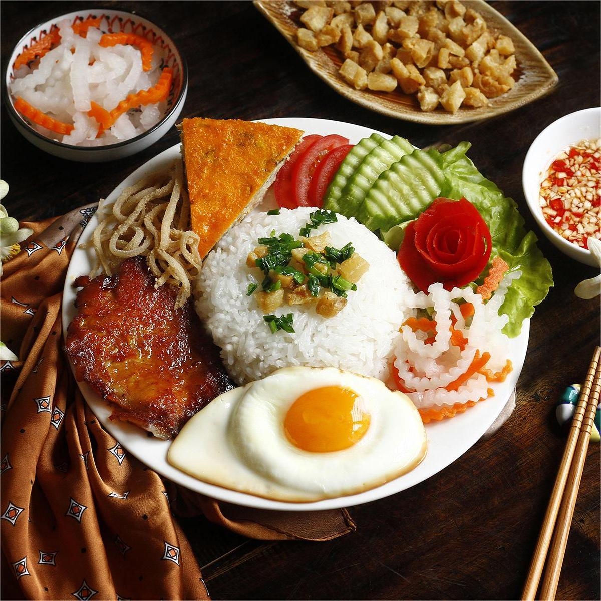 Hình ảnh Cơm Trưa & Cơm Sườn Nướng - Bàu Cát