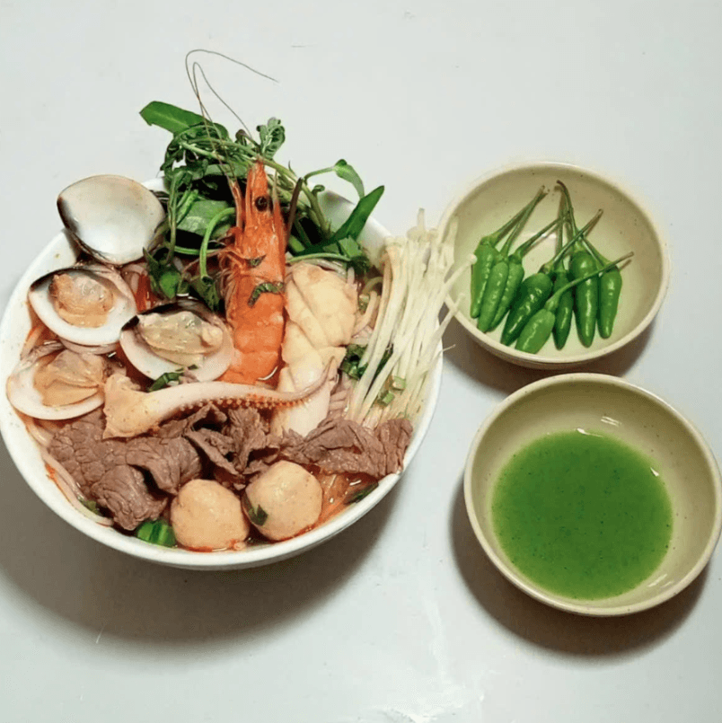 Hình ảnh Nam Long - Bún Thái & Lẩu Thái - Huỳnh Tấn Phát