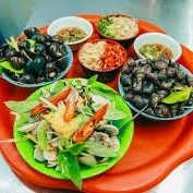 Hình ảnh Tuyên Béo - Ốc Luộc Và Ăn Vặt - Hoàng Như Tiếp