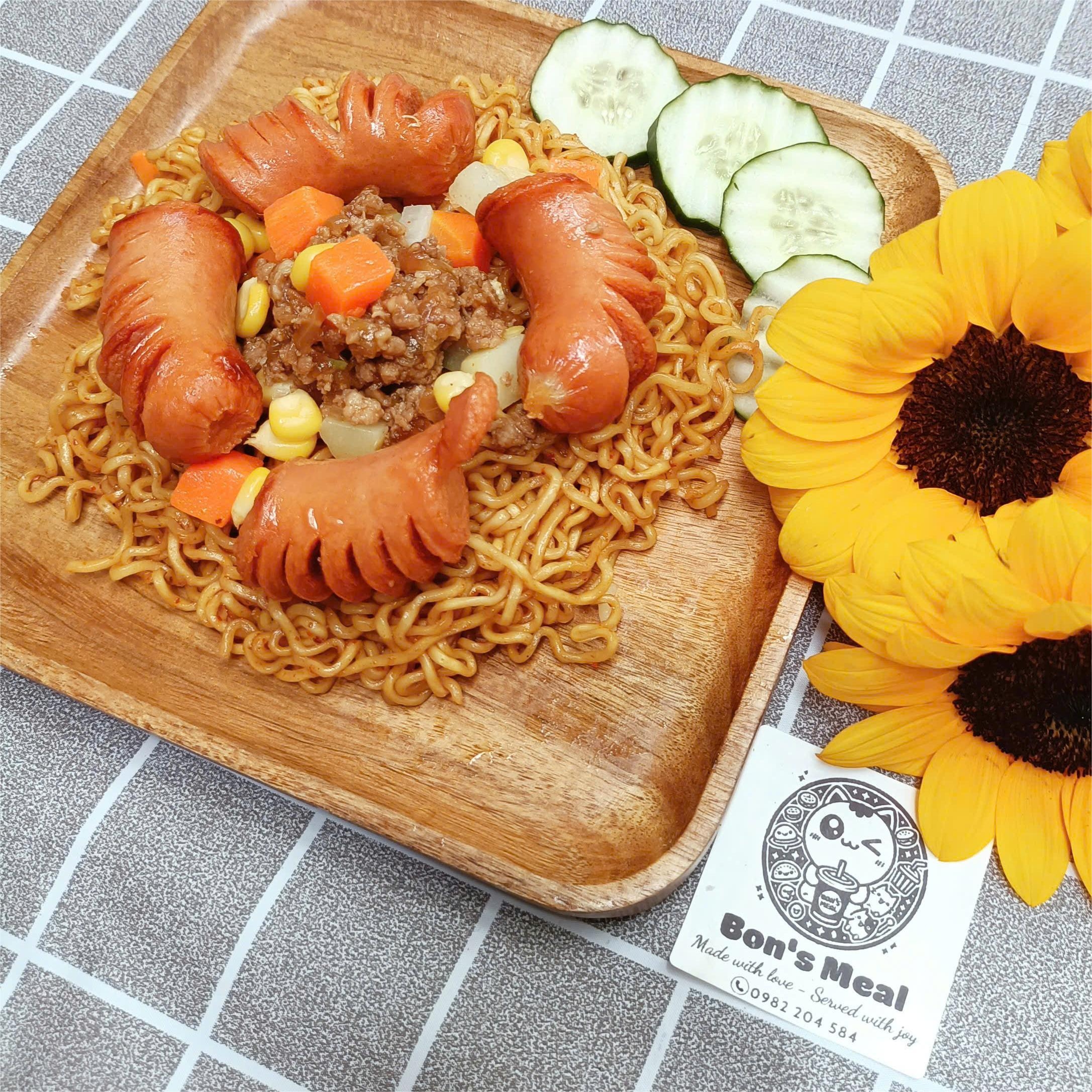 Hình ảnh Bon's Meal - Mì Trộn, Bánh Mì Cà Ri Gà & Đồ Ăn Vặt - Khu 7.2 Ha