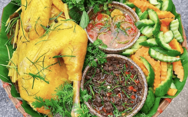 Hình ảnh Sài Gòn Food - Gà Hấp Muối Lá Chanh & Gà Ủ Muối Hoa Tiêu - Nguyễn Hữu Cảnh