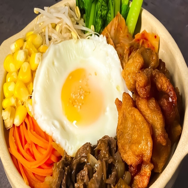 Hình ảnh Taka Cơm Trộn - Mì Tương Đen & Tokbokki - Quốc Lộ 1A