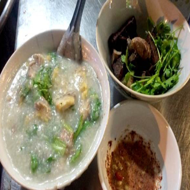 Hình ảnh Anh Lợi Cháo Gà Nấm - Trần Thái Tông