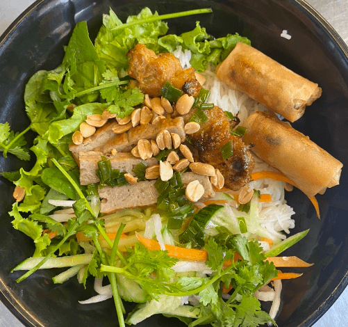 Hình ảnh Trâm Nguyễn - Bún Riêu &  Bún Thịt Nướng - Trần Thị Nghỉ