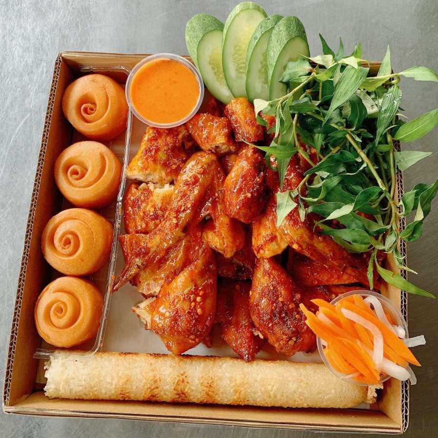 Hình ảnh Gà Quay Cơm Lam Bánh Bao Trần Chung 30 - Hiệp Bình