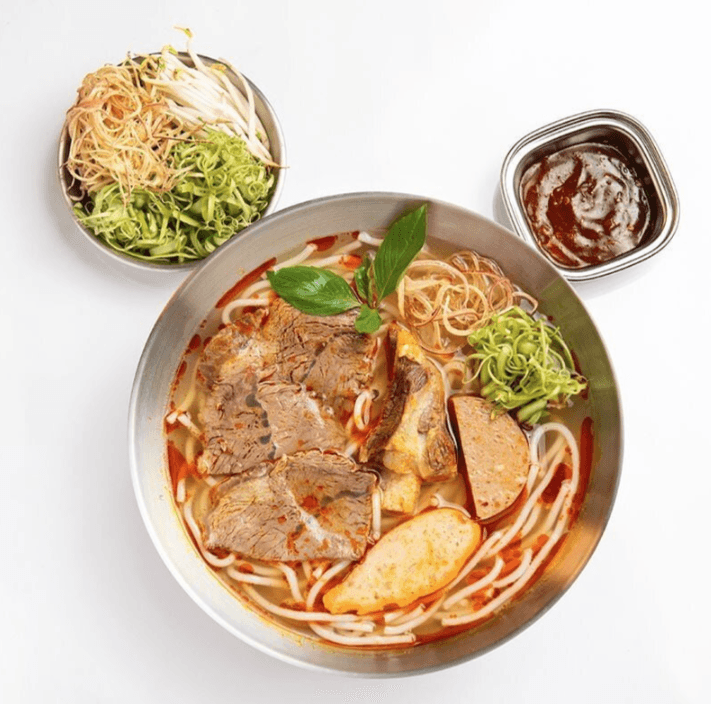 Hình ảnh Bún Bò O Hương D1 - Đường D10