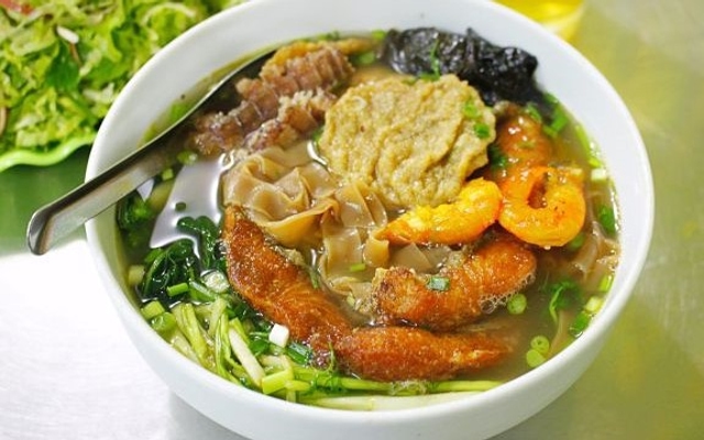 Hình ảnh Thiết Chung - Bún & Bánh Đa Cua Cá - Hoàng Cầu