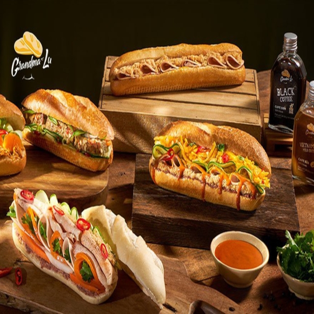 Hình ảnh Grandma Lu - Bánh Mì & Coffee - Cô Bắc