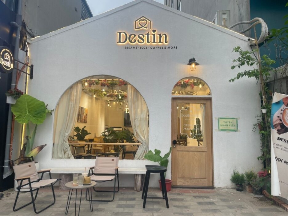 Hình ảnh Destin - Cà Phê Kem Trứng & Kem Mè - Lạc Long Quân