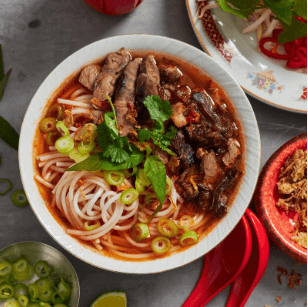 Hình ảnh Bún Bò Huế O Hương - Bàn Cờ