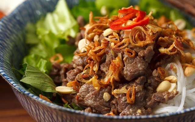 Hình ảnh Tun Tu Eatery - Mì Trộn Indomie & Mì Chua Cay, Đồ Ăn Vặt - Phố Chợ Khâm Thiên