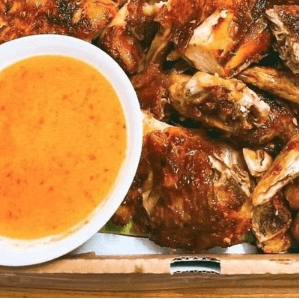 Hình ảnh Gà Quay Bánh Bao - Cơm Gà Thái 79 - Lê Văn Thịnh