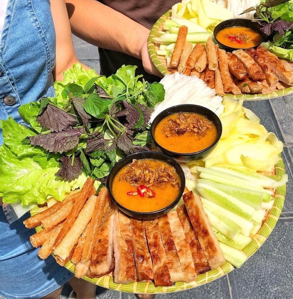 Hình ảnh Nem Nướng Nha Trang & Đồ Ăn Vặt Hên Quán - Cầu Diễn