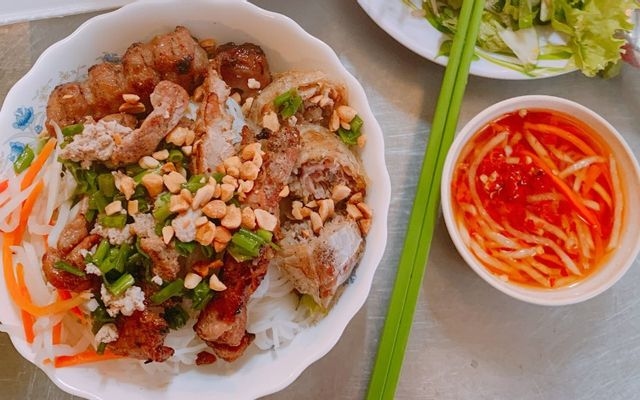 Hình ảnh Bún Thịt Nướng & Bò lá lốt Ánh Tuyết - Đường Số 15