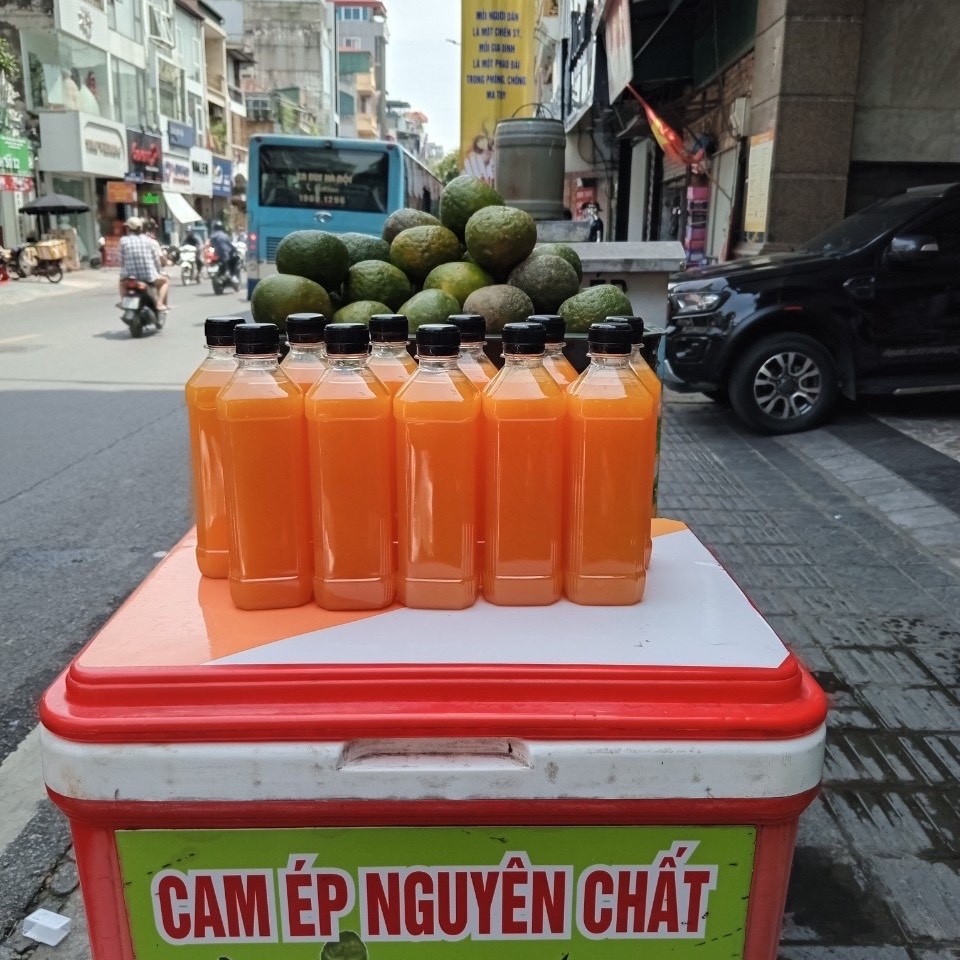 Hình ảnh Nước Cam Ép Nguyên Chất - Bạch Mai