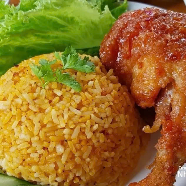 Hình ảnh Làng Cơm Việt - Cơm Gà & Cơm Rang - Tạ Quang Bửu