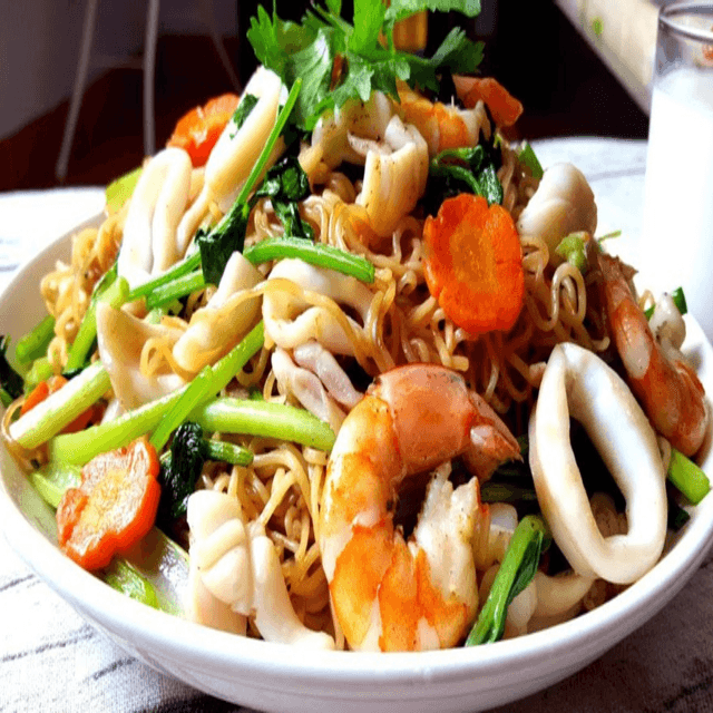 Hình ảnh Cơm Rang & Phở Xào 24/7 - 87 Phú Diễn