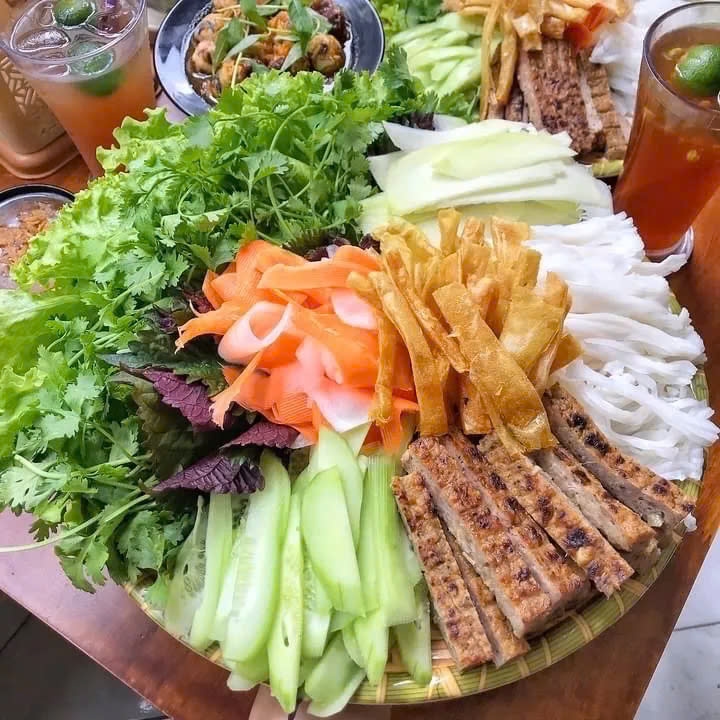 Hình ảnh Nem Nướng Nha Trang Cô Lê - Xuân Thủy