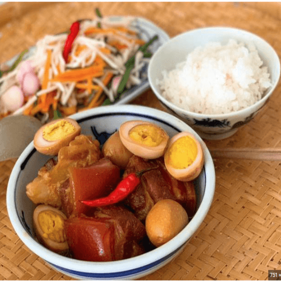 Hình ảnh Cơm Nhà Mẹ Nấu - Nguyễn Văn Thương