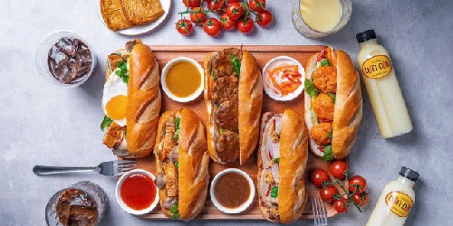 Hình ảnh Bánh Mì Thịt Nướng Dòn Dòn, Bánh Mì Chả Cá & Sữa Bắp - Khu Đô Thị Sala
