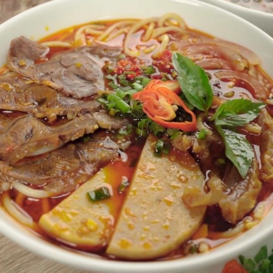 Hình ảnh Bún Huế 555 - Tạ Quang Bửu