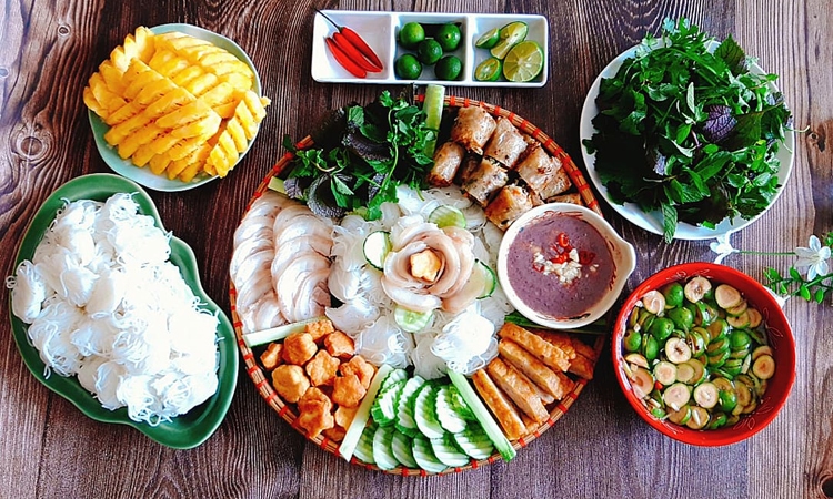 Hình ảnh Tuấn Linh Food - Bún Đậu Mắm Tôm & Mì Trộn Indomie - Kim Mã