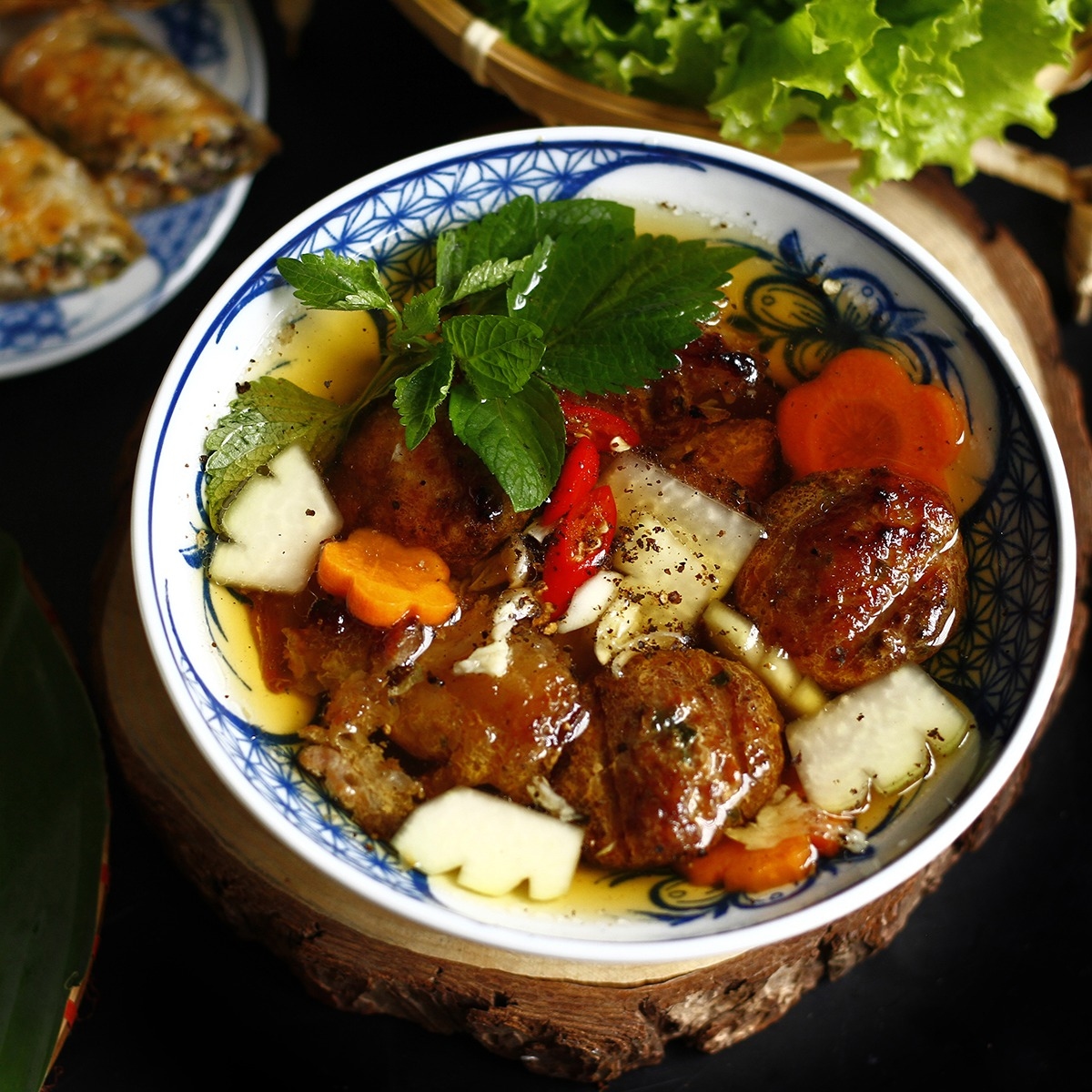 Hình ảnh Minh Tít - Bánh Cuốn Nóng, Bún Chả Chấm & Gà Ác Tần - Mỹ Đình