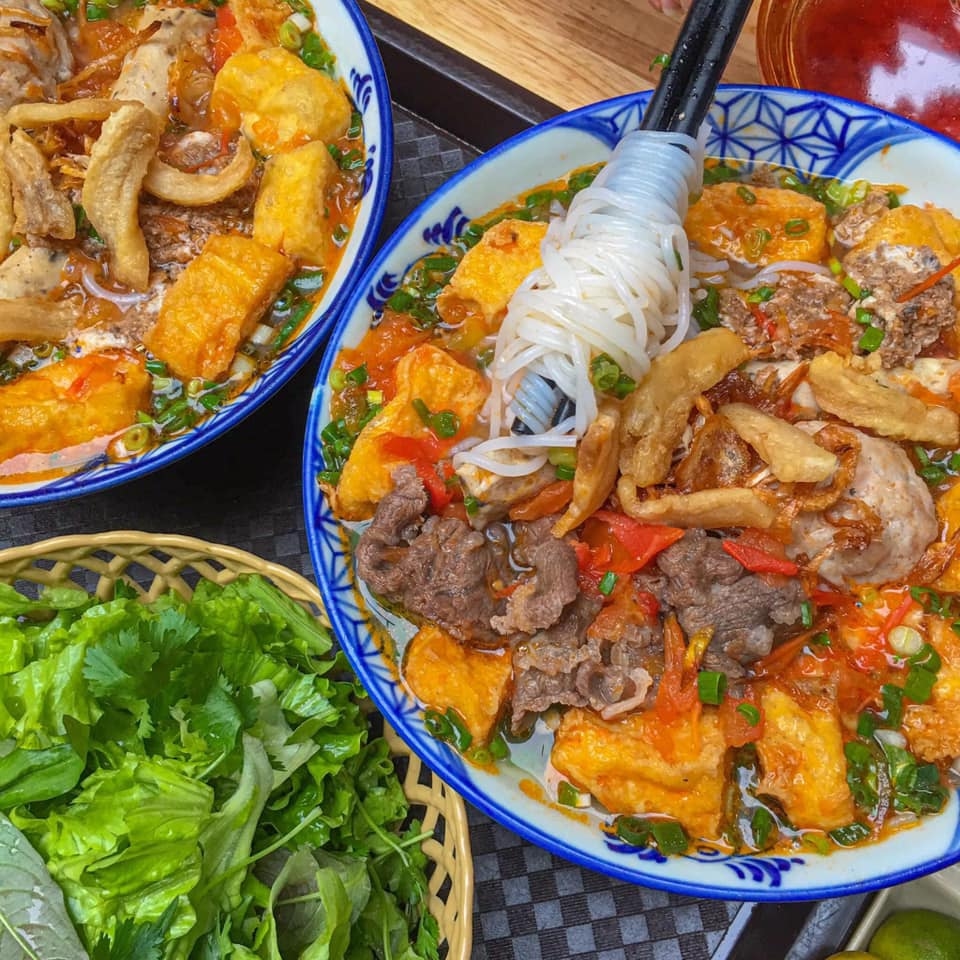 Hình ảnh Bún Riêu Tóp Mỡ Hà Béo - Tôn Thất Tùng