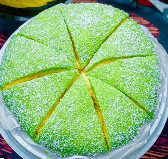 Hình ảnh Bánh Sầu Riêng TBT - Crepe Sầu Riêng Nghìn Lớp & Há Cảo Homemade - Lê Quang Định