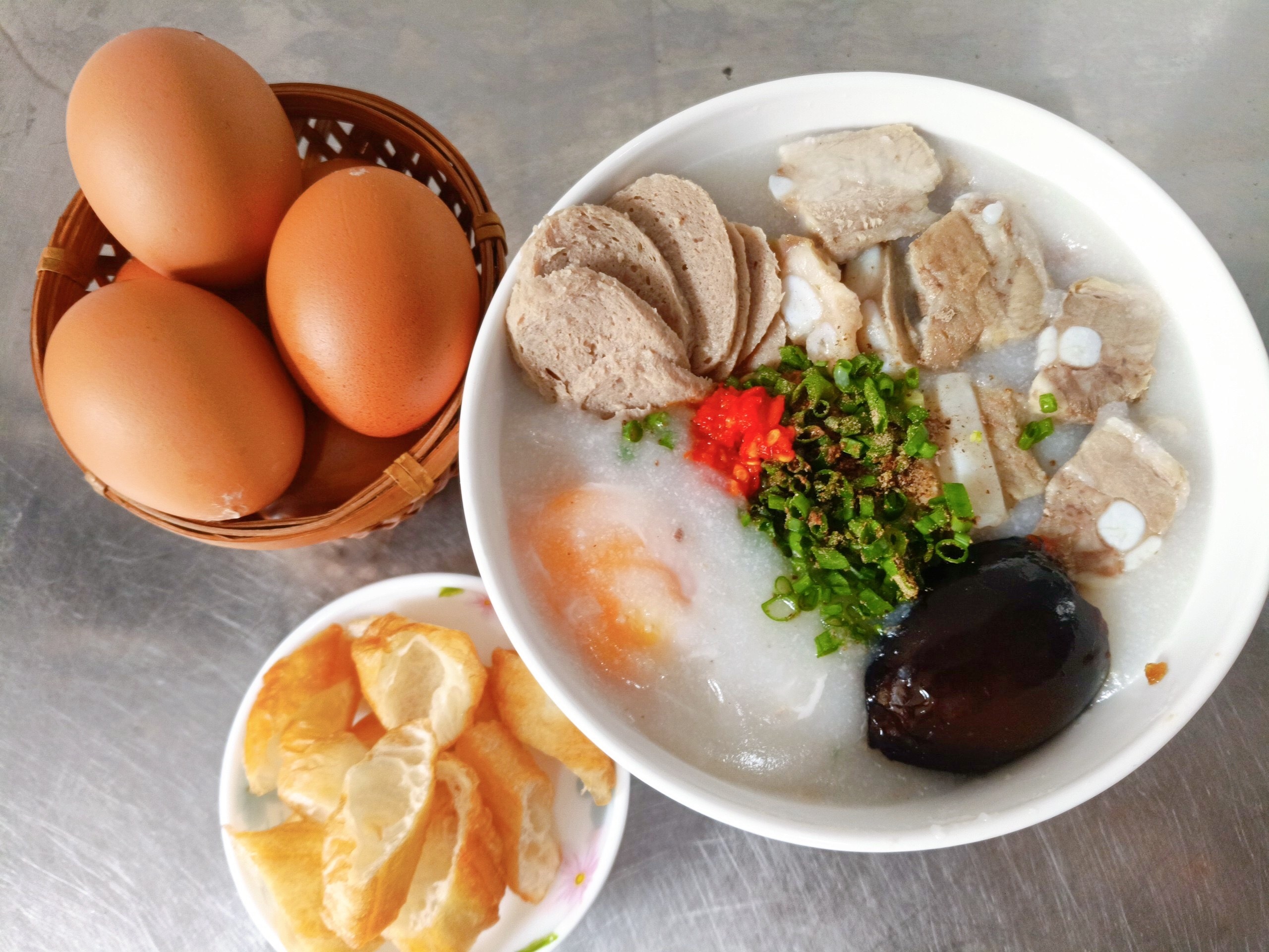 Hình ảnh Cháo Sườn - Bún Chả Cà Rốt