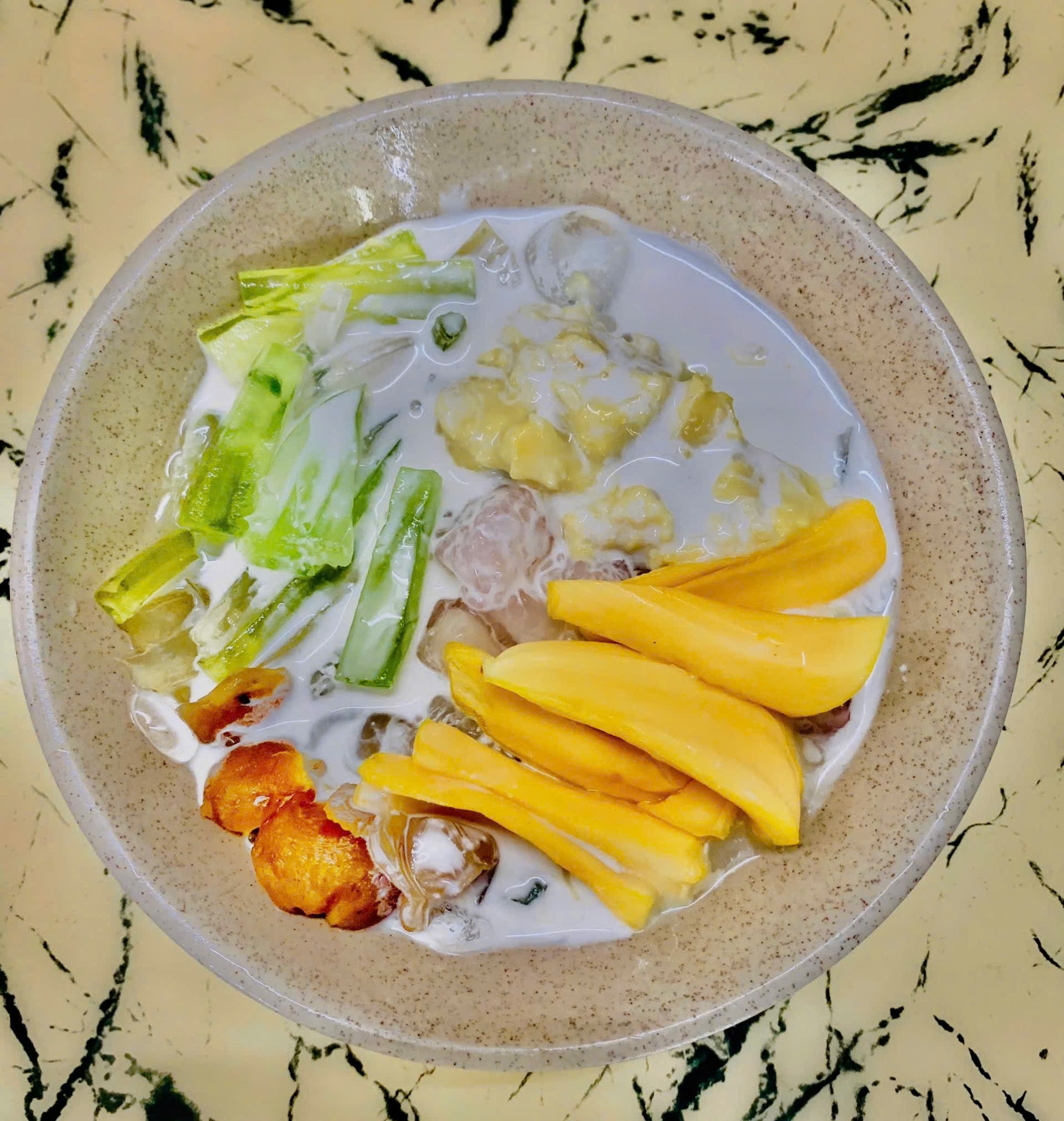 Hình ảnh Chè Thái Biển Ngọc - Võ Oanh