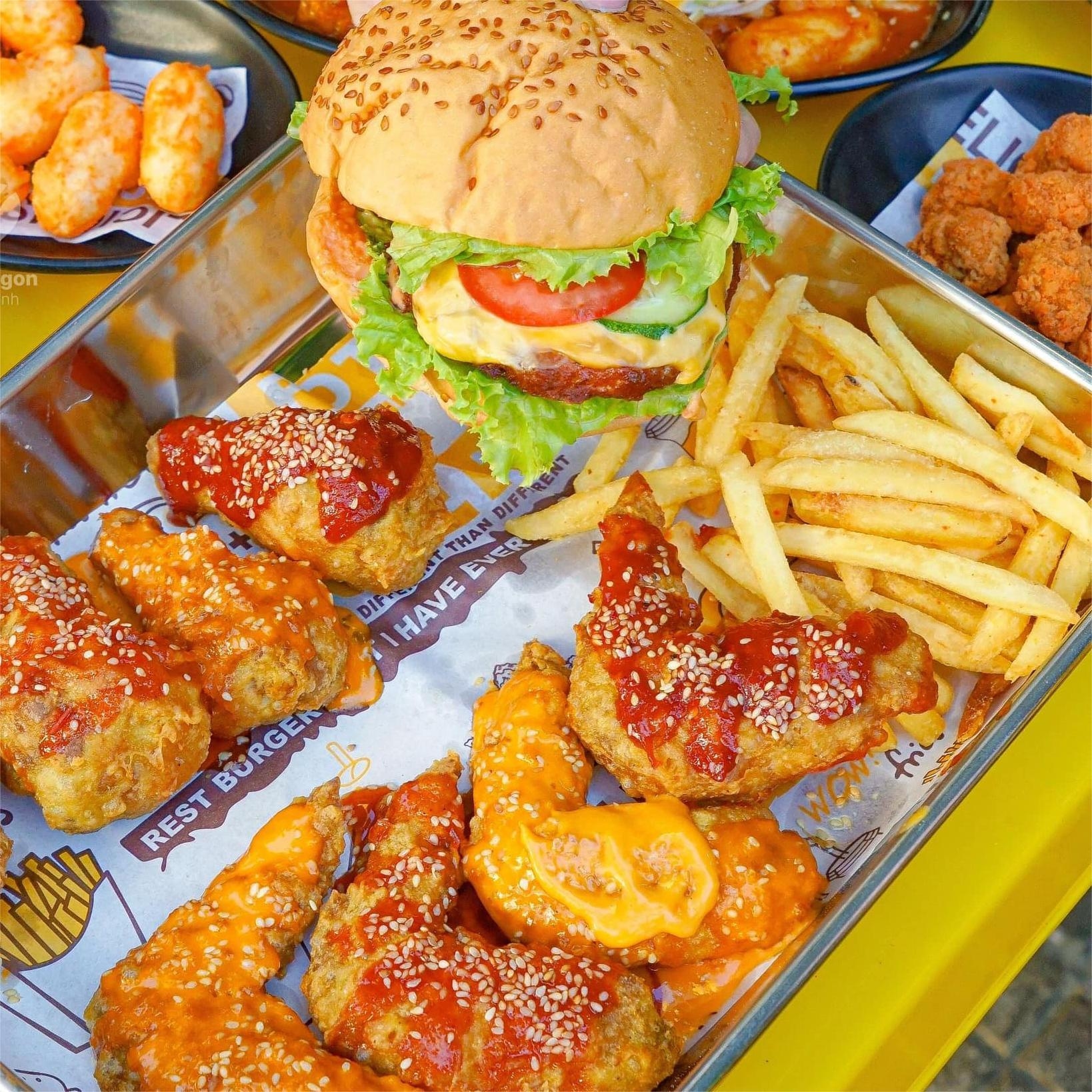 Hình ảnh Bánh Mì Que, Burger & Gà Rán Số 9 - Dương Đình Nghệ