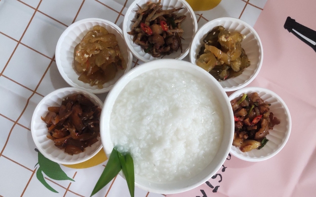 Hình ảnh Cháo Trắng & Kho Quẹt Tư Đình - Lê Văn Thọ