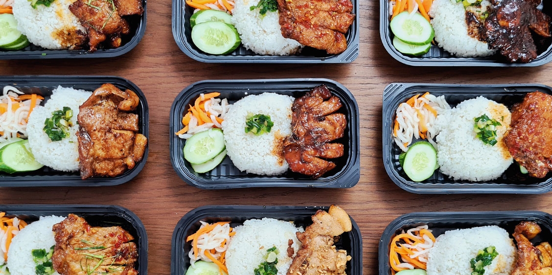 Hình ảnh Cơm Delichi - Cơm Sườn, Ba Rọi Xốt, Cơm Văn Phòng - Thành Thái