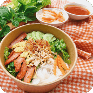 Hình ảnh Bà Mai - Bún Phở Trộn - Xuân La