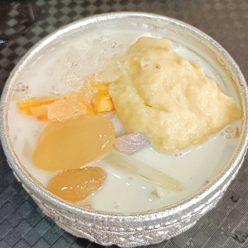Hình ảnh Chè Sầu Liên Đà Nẵng